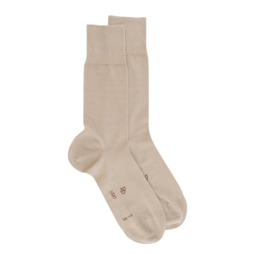 DD-sokken in beige ruitjesgaren zonder ribbels